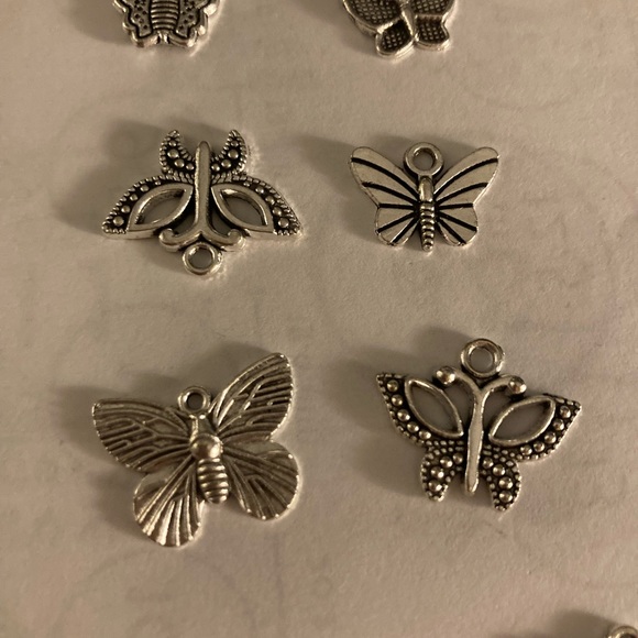 Lot of 9!charms/pendants butterfly theme for jewelry - Picture 2 of 4